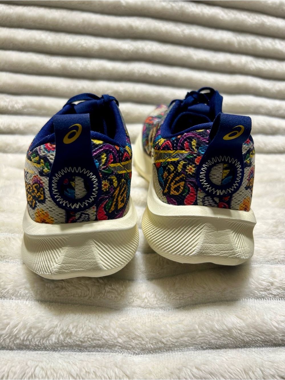 ASICS Gel Noosa Tri 16 Ltd Edition ‘Dia De Muertos Women’s Size 8 Multicolor - Picture 4 of 7